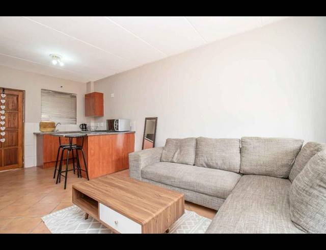 2 BEDROOM APARTMENT FOR SALE IN HONEYDEW